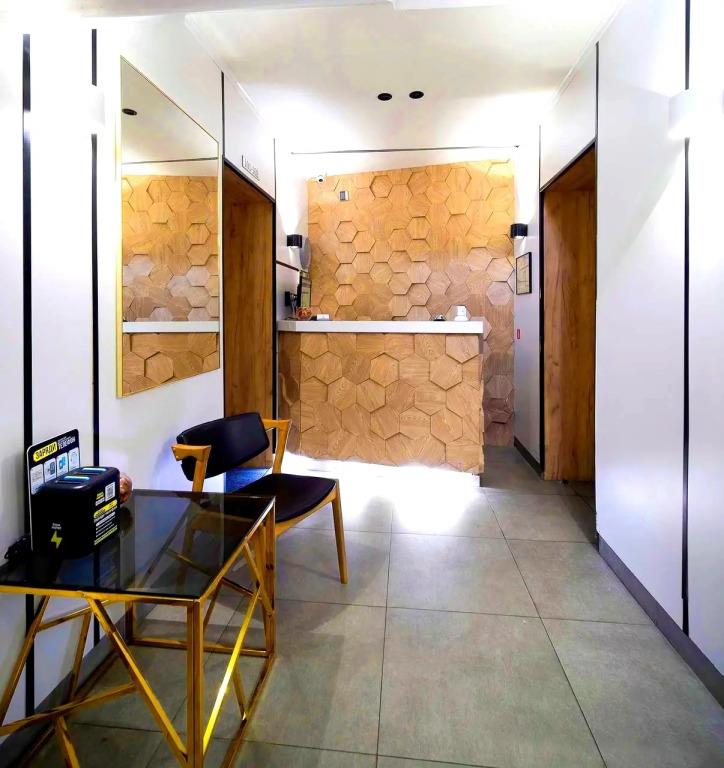 Diplomat Hotel 3*