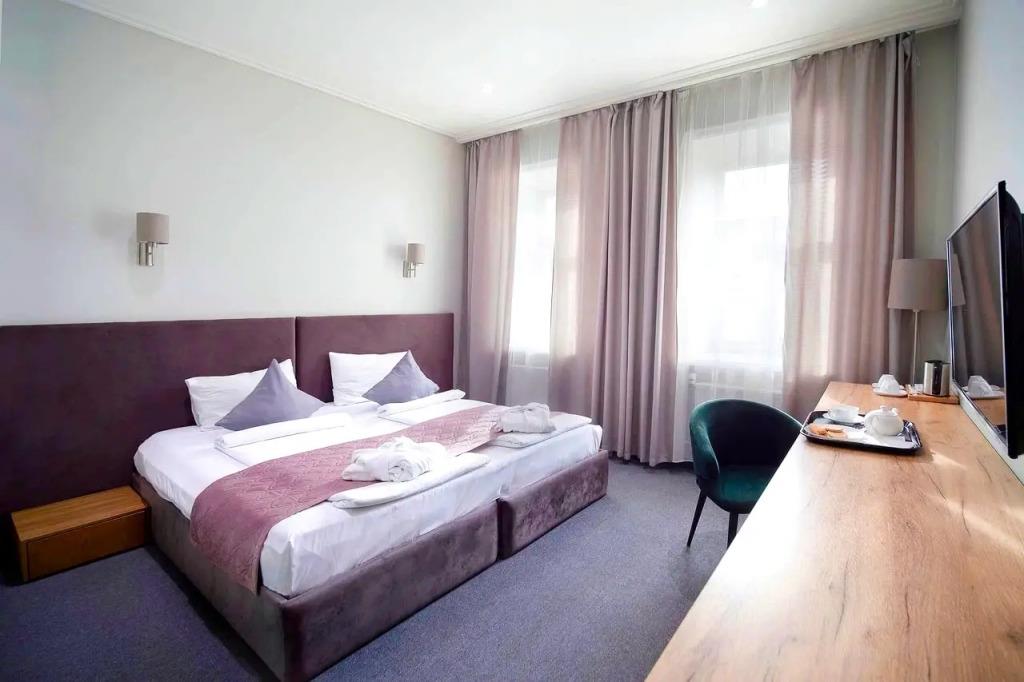 Diplomat Hotel 3*