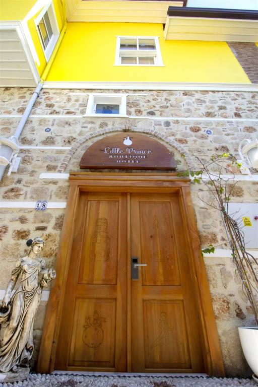 The Little Prince Boutique Hotel 1*