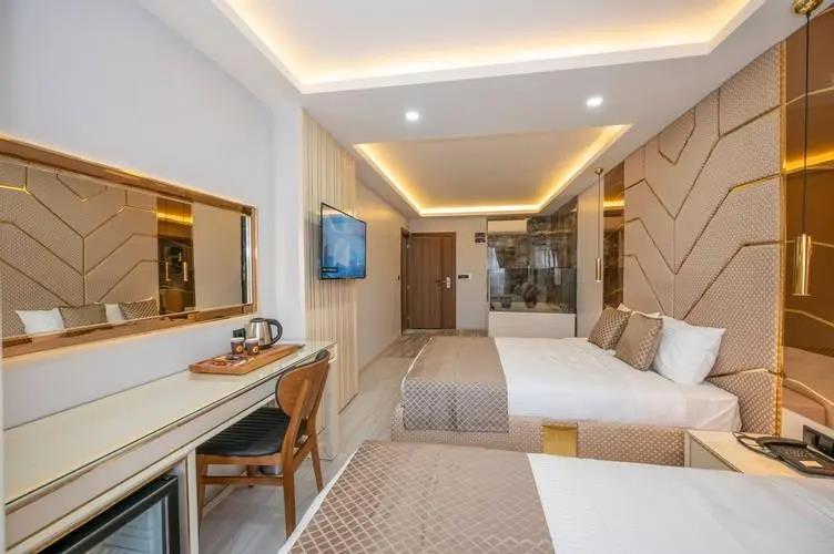 Luxury Airport Hotel by Zazzoni 3*