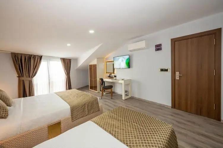 Luxury Airport Hotel by Zazzoni 3*