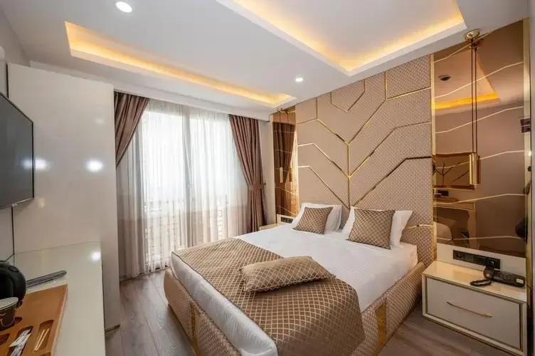 Luxury Airport Hotel by Zazzoni 3*