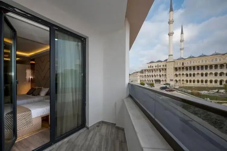 Luxury Airport Hotel by Zazzoni 3*