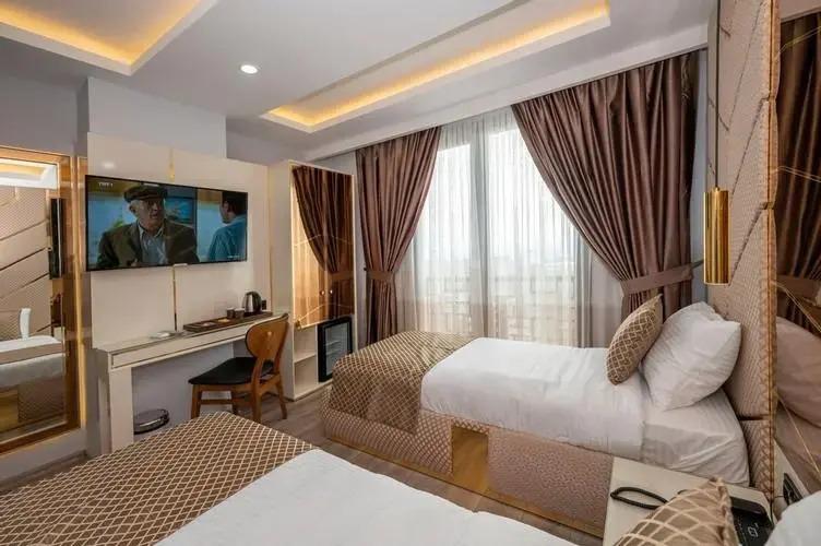 Luxury Airport Hotel by Zazzoni 3*