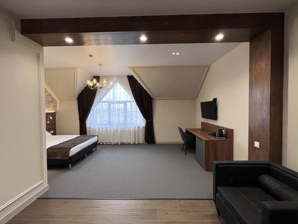 Grand Shale Hotel 3*