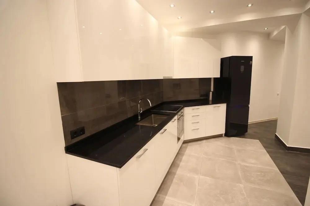 Superior Apartments 0*