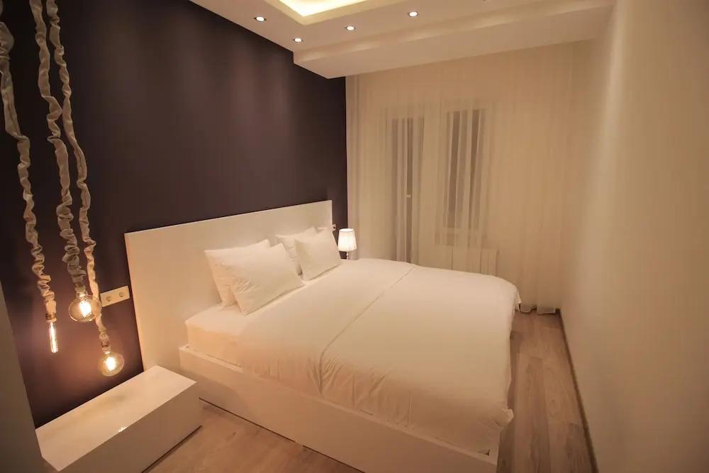 Superior Apartments 0*