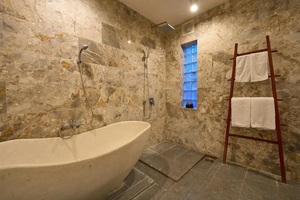 The Muse House 3*