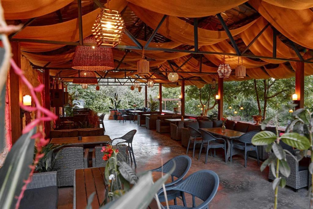 Hotel Gipsy Village 0*