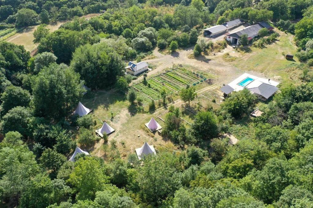 Hotel Gipsy Village 0*