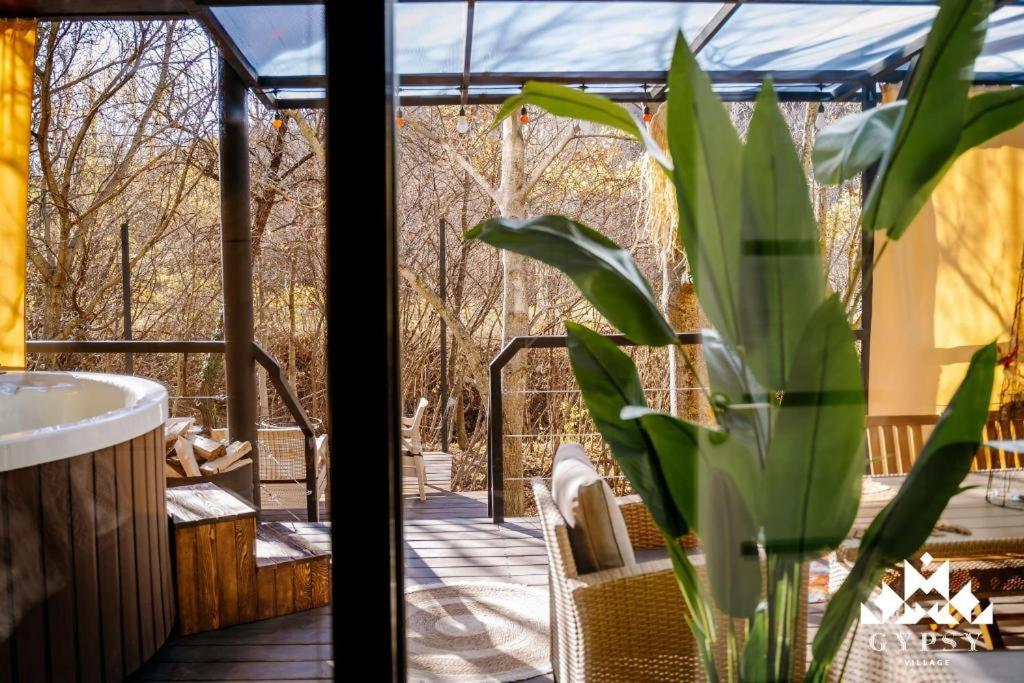 Hotel Gipsy Village 0*