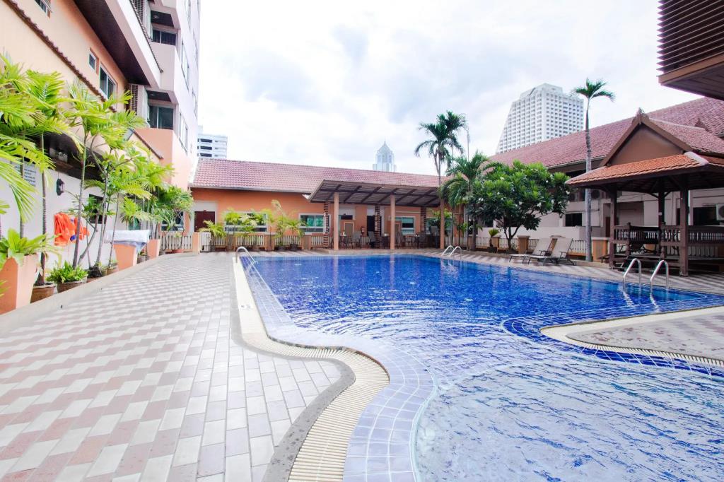 Teja Hotel 3*