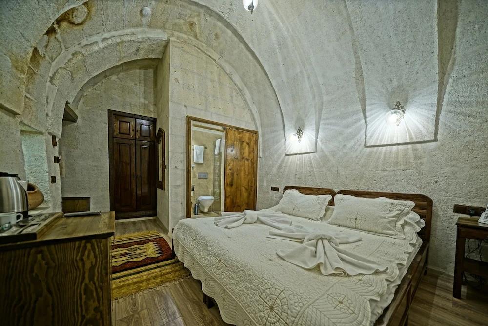 Fairy Tale Suites 0*
