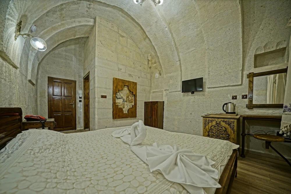 Fairy Tale Suites 0*