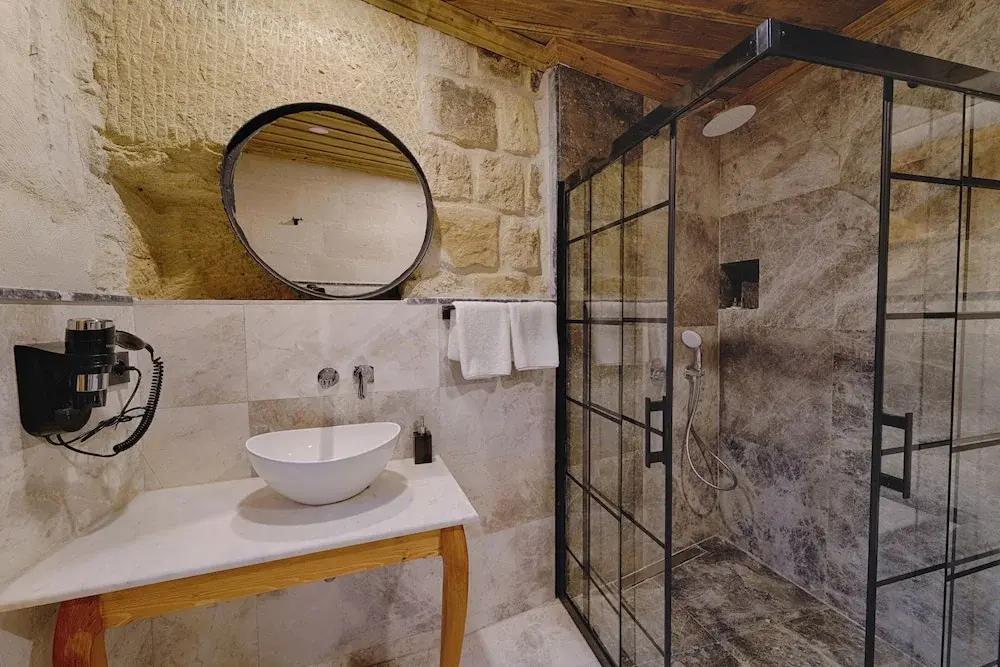 Concept Cave Suites 0*
