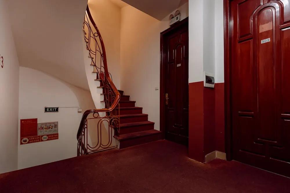 Super OYO Capital O 1173 Le Grand Hanoi Hotel - The Ruby 2*