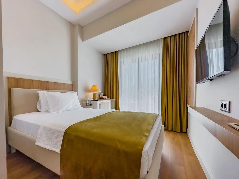 Dedeoglu Port Hotel 3*