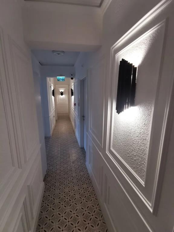 Hotel Efzen 0*