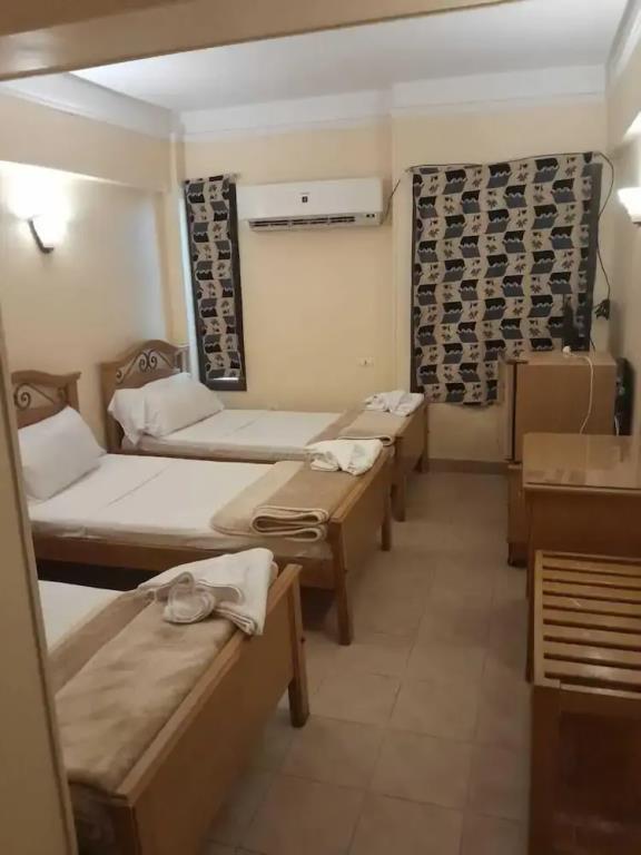 applicators hotel 3*
