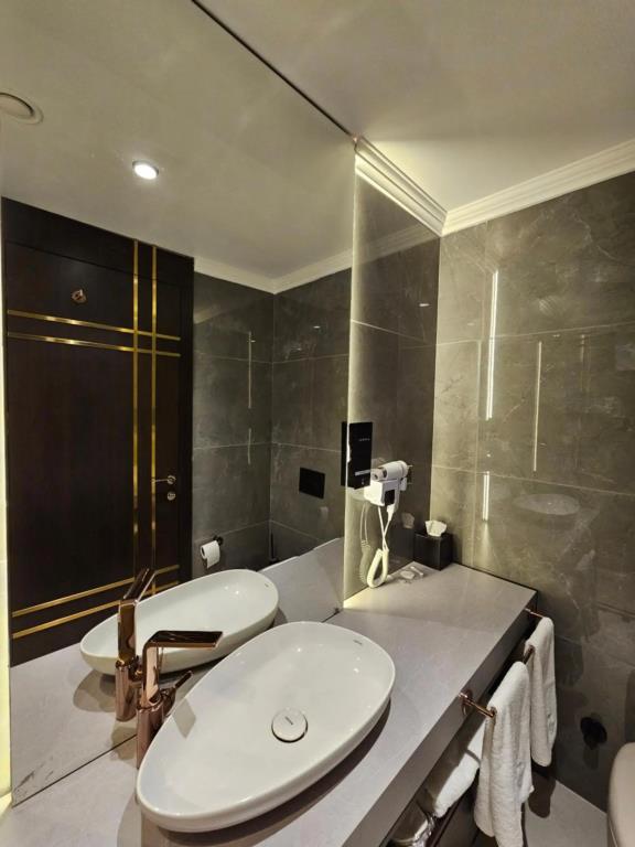 Asur Imperial Hotel 0*