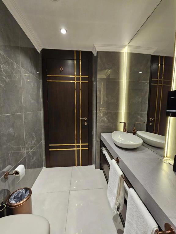 Asur Imperial Hotel 0*