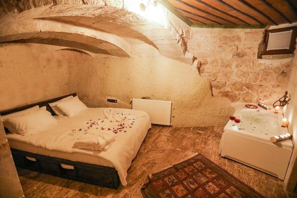 Mahperi Cappadocia Cave 0*