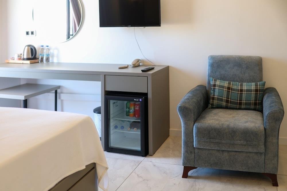 Akdeniz Yasam Otel 0*