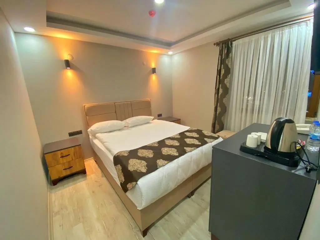 Whitestone Hotel 0*