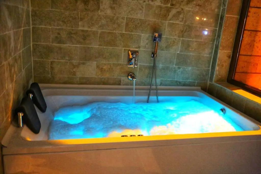 Whitestone Hotel 0*