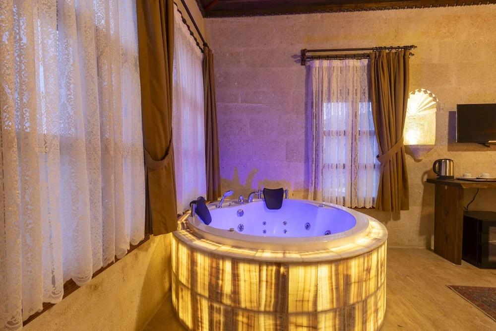 Uzay Cave Suite Hotel 0*