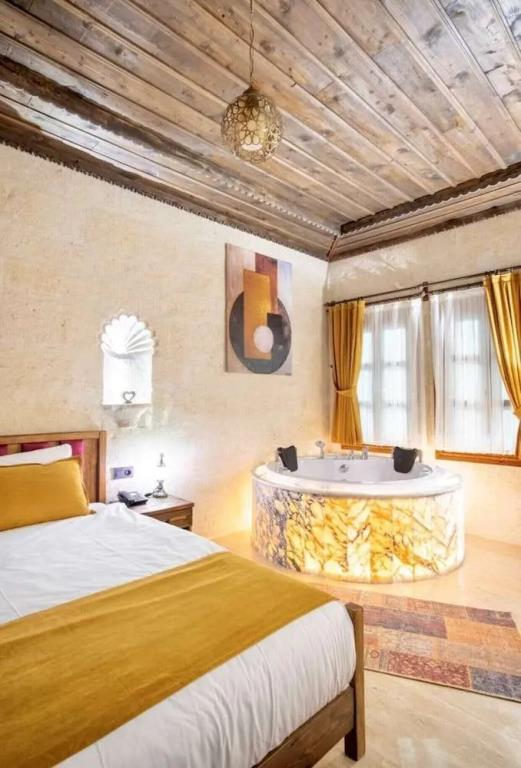 Uzay Cave Suite Hotel 0*