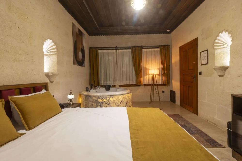 Uzay Cave Suite Hotel 0*