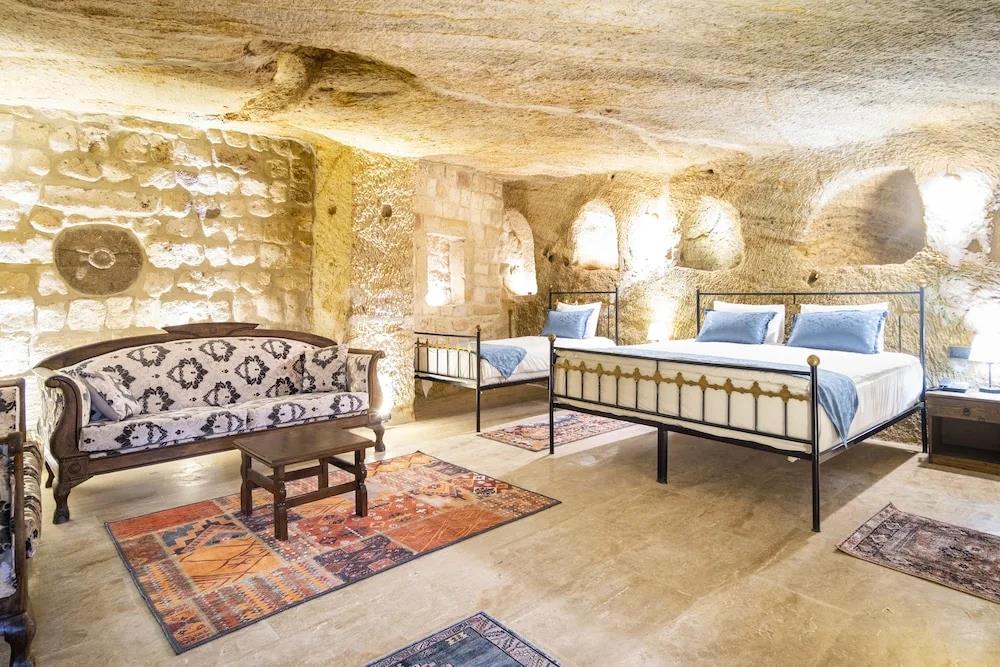 Uzay Cave Suite Hotel 0*