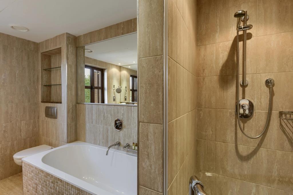 Aphrodite Hills Rentals – Apartments 0*