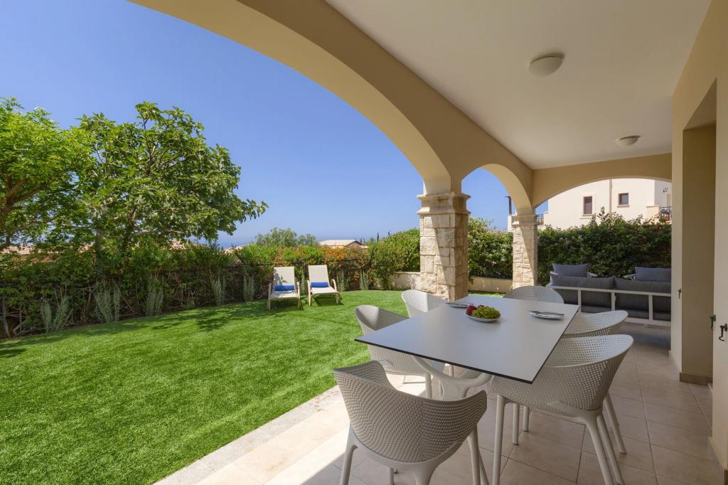 Aphrodite Hills Rentals – Apartments 0*