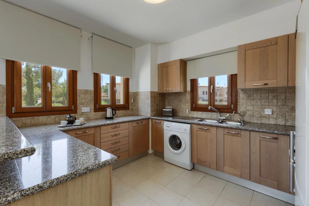 Aphrodite Hills Rentals – Apartments 0*