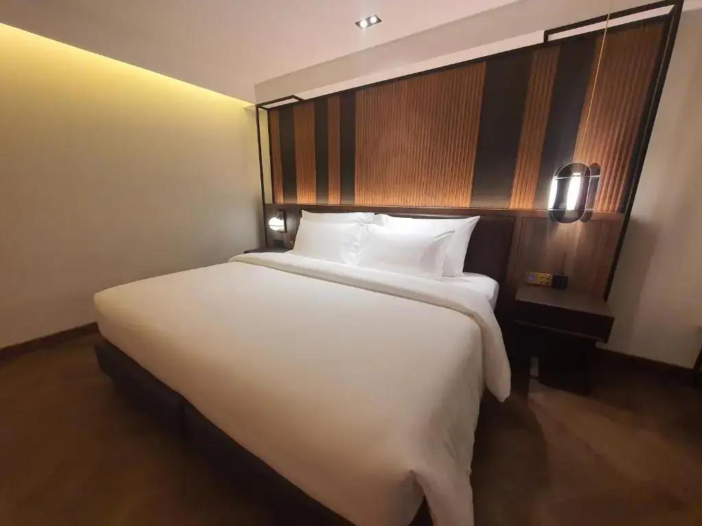 Public House Bangkok, a Member of Design Hotels 5*