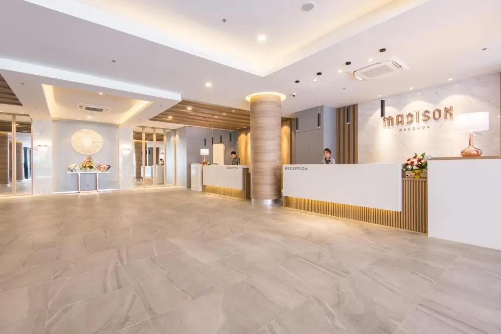 Madison Bangkok 4*
