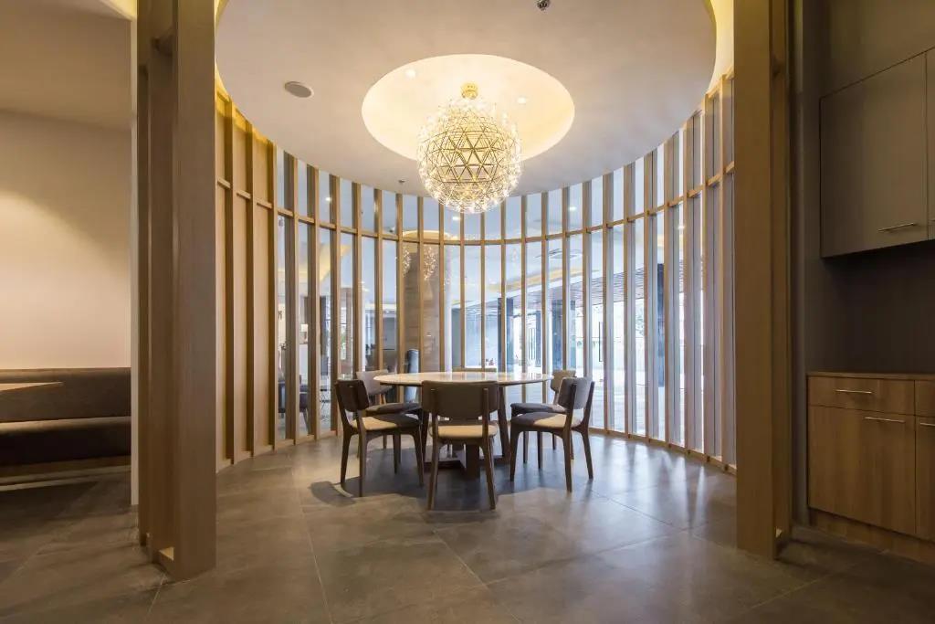 Madison Bangkok 4*