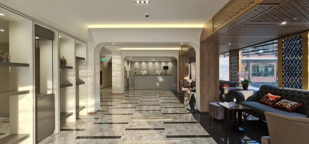 Almas Hotel Bangkok 4*