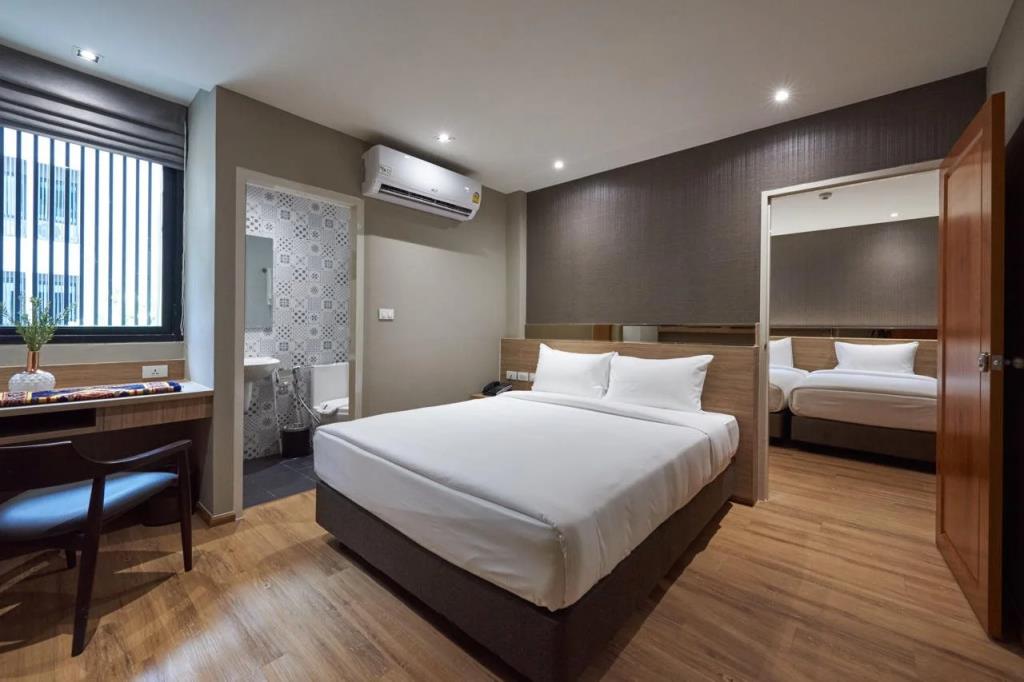 Almas Hotel Bangkok 4*