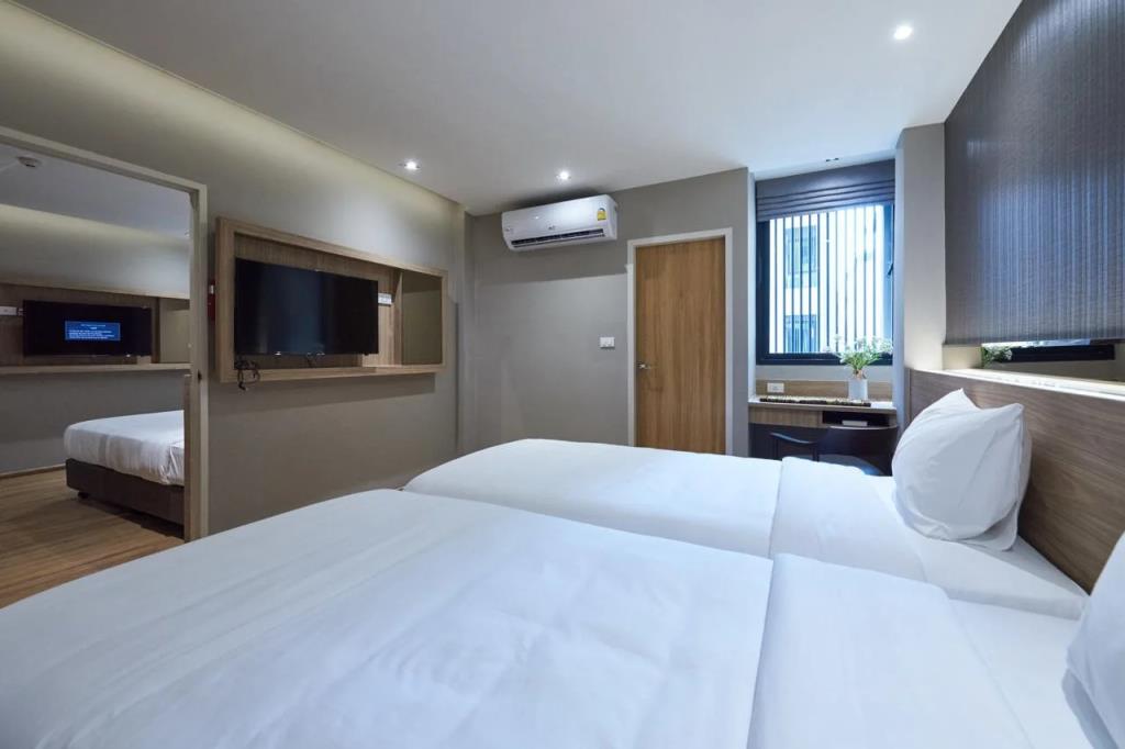 Almas Hotel Bangkok 4*