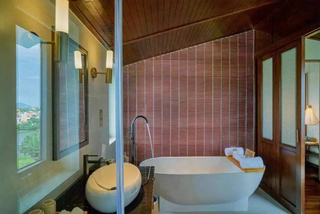Little Oasis . A Luxury Hotel & Spa 5*