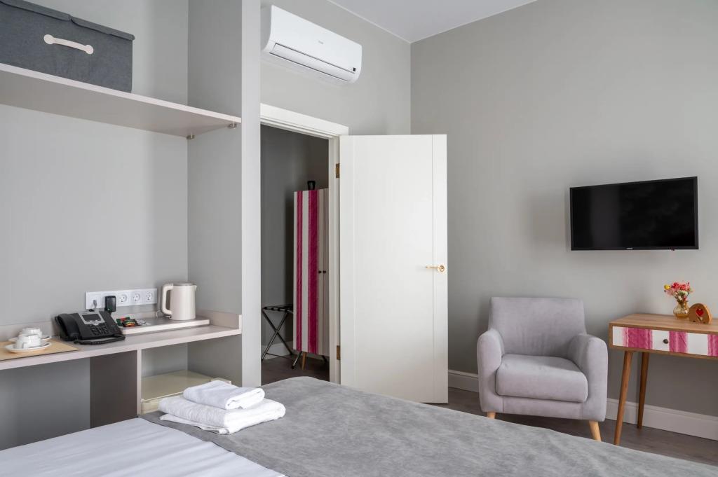 Amato Hotel 4*