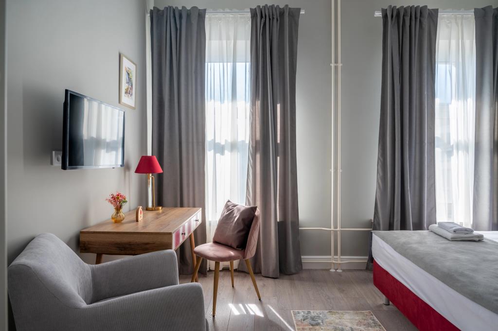 Amato Hotel 4*