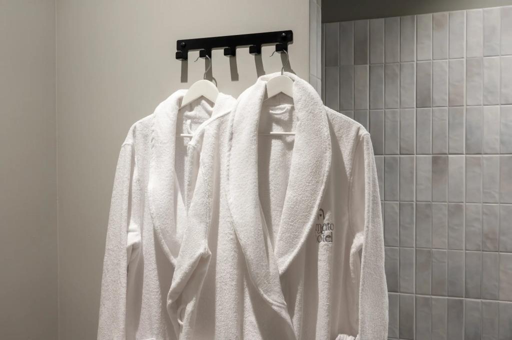 Amato Hotel 4*