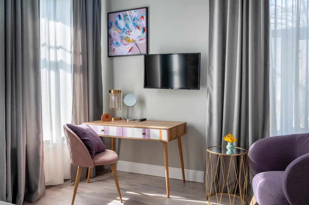 Amato Hotel 4*