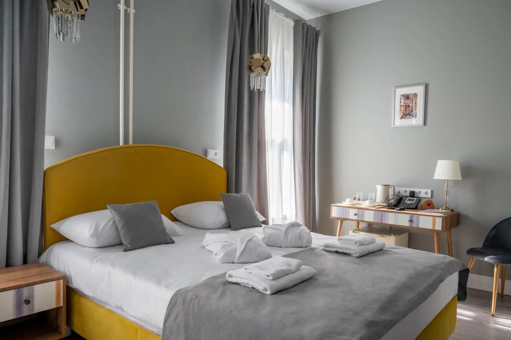 Amato Hotel 4*