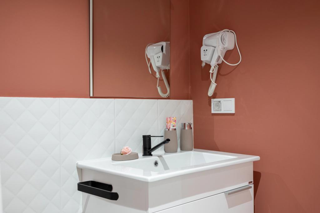 Amato Hotel 4*