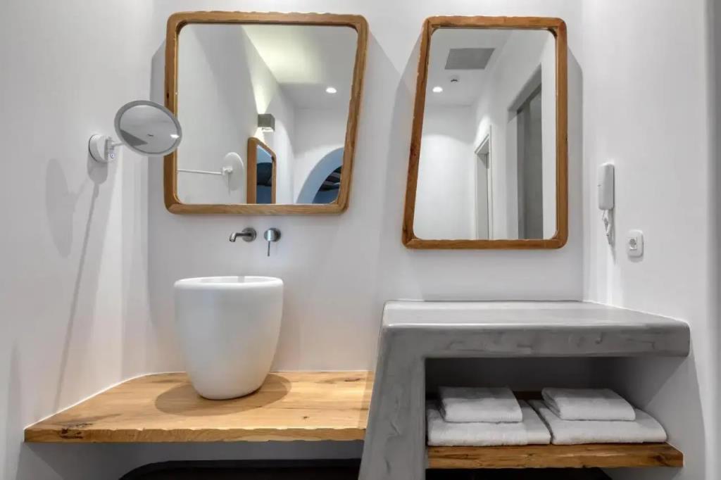 Mileo Mykonos Hotel 5*